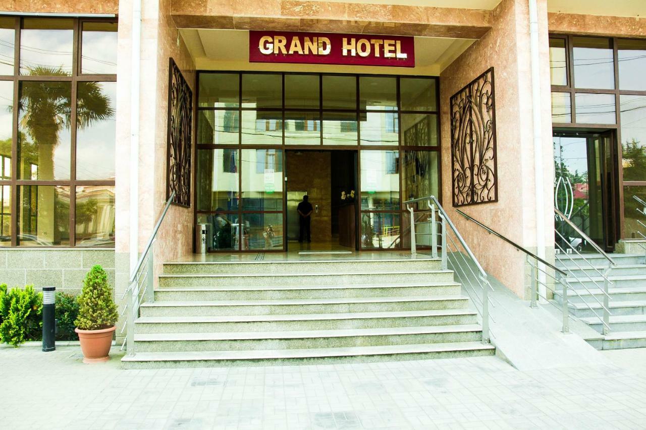 Hotel Grand Zugdidi Exteriör bild